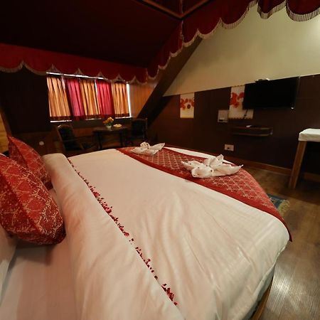 Hotel Yak Manāli Extérieur photo