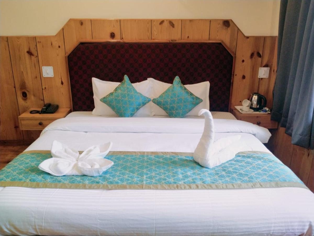 Hotel Yak Manāli Extérieur photo
