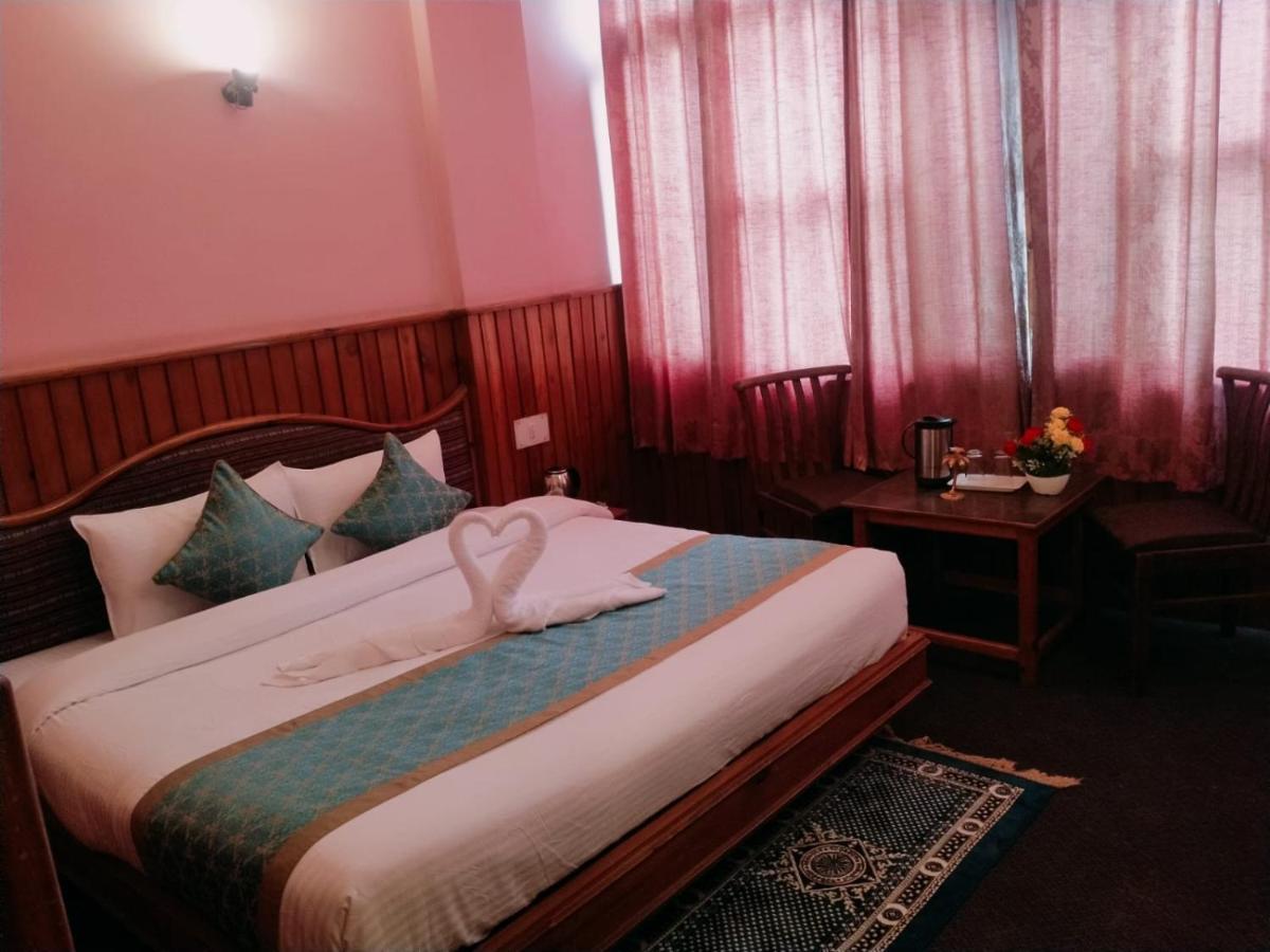 Hotel Yak Manāli Extérieur photo