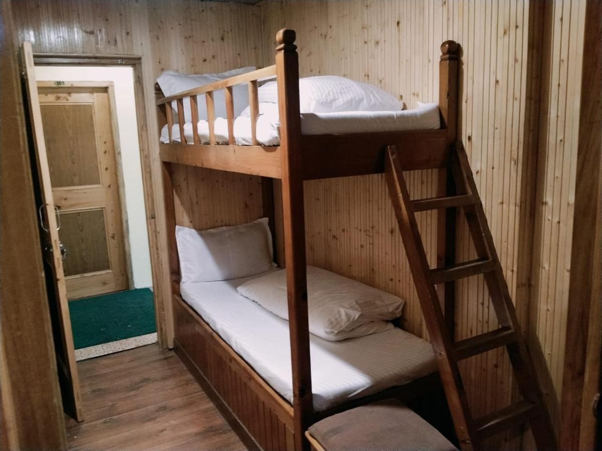 Hotel Yak Manāli Extérieur photo