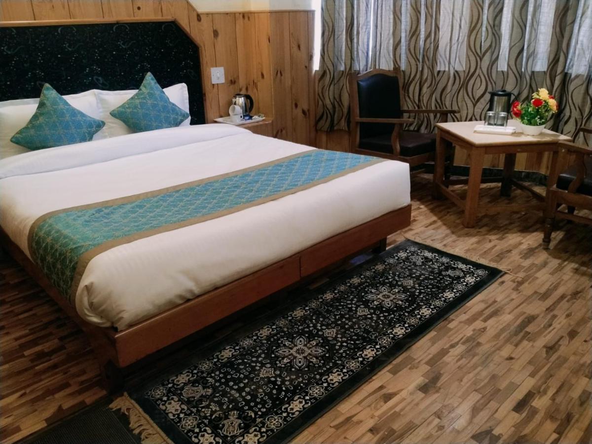 Hotel Yak Manāli Extérieur photo