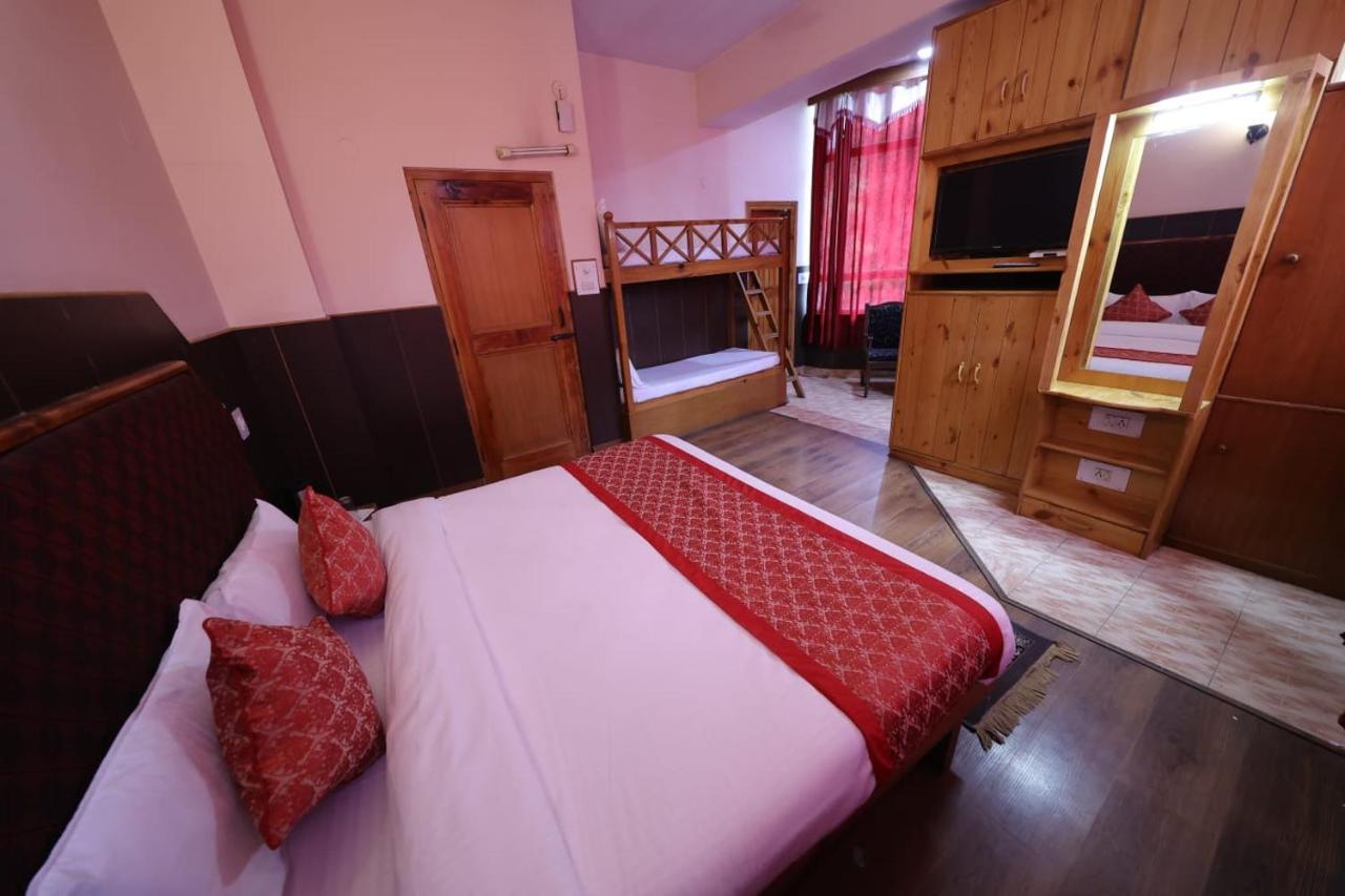 Hotel Yak Manāli Extérieur photo