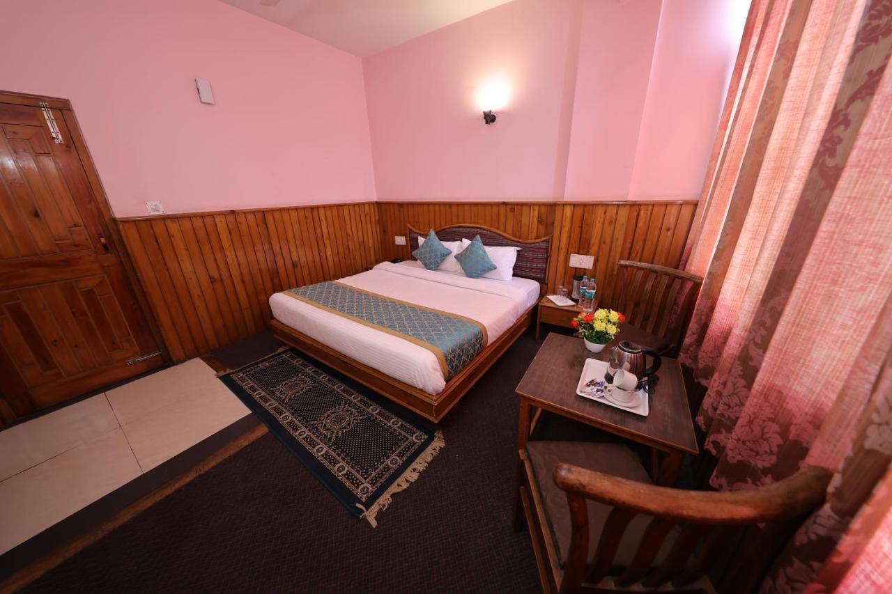 Hotel Yak Manāli Extérieur photo