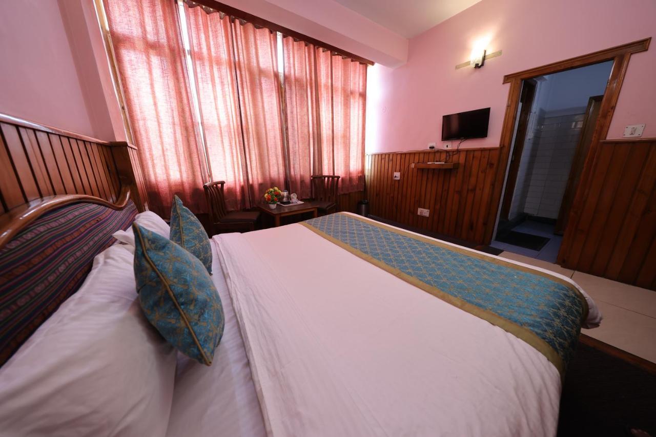 Hotel Yak Manāli Extérieur photo