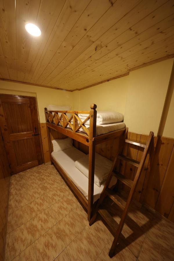 Hotel Yak Manāli Extérieur photo